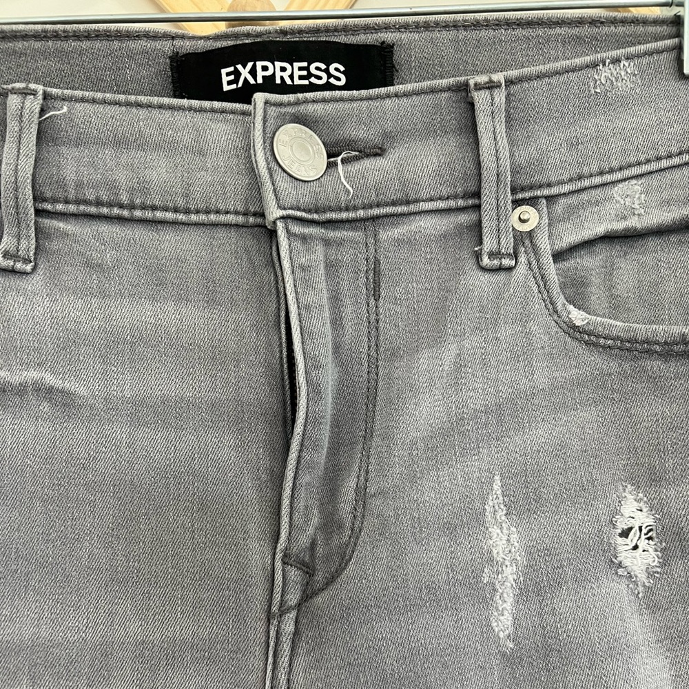 Express Gray Distressed Ripped Jeans - Picture 6 of 12